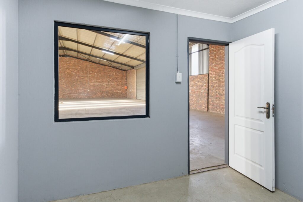 Greenfield Warehouse 8915 (1)