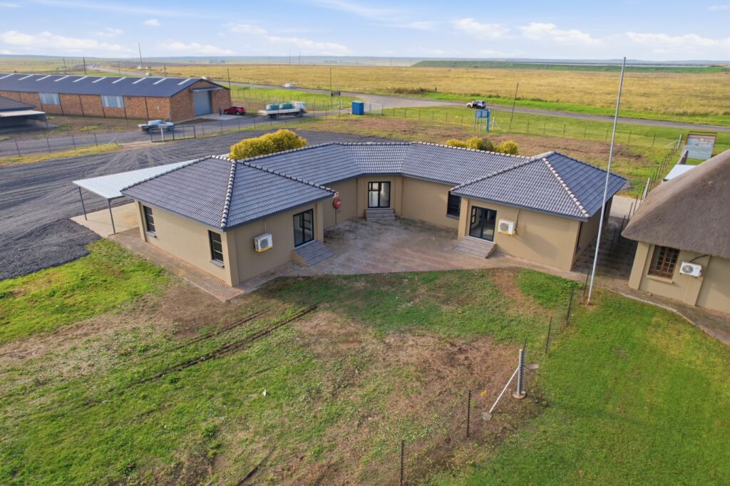 Greenfield Warehouse 8915 (25)